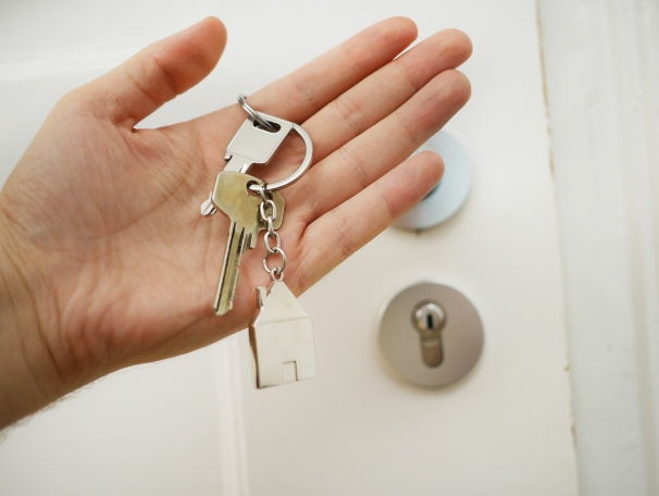 https://ChristinaT.StopRentingStartOwning.com
